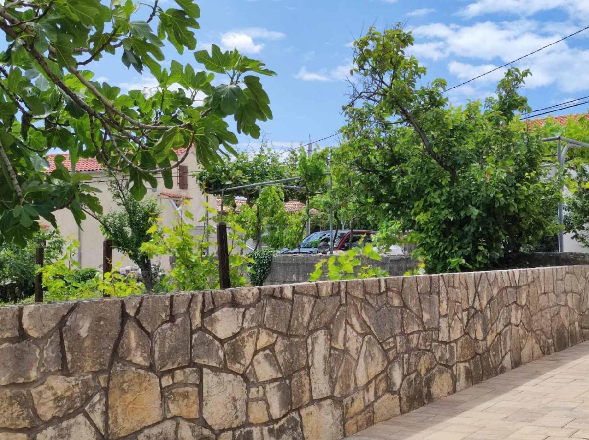 Apartment Rose Krk Town Exterior photo